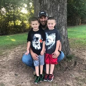 Meet your Posher, Jonathan